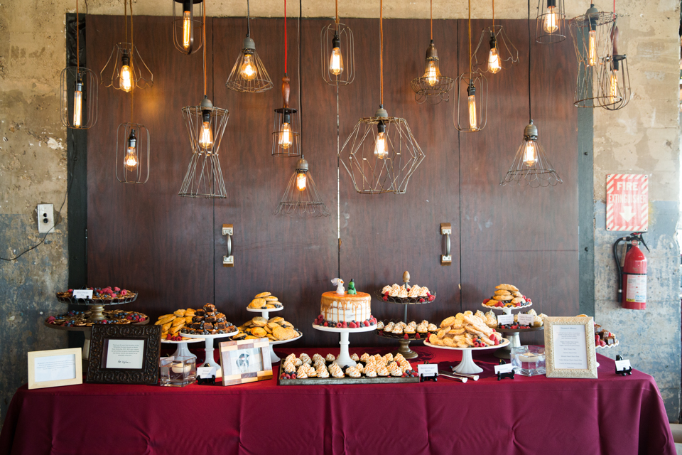 Dallas Fort Worth Bakery cake and dessert bars for weddings and events