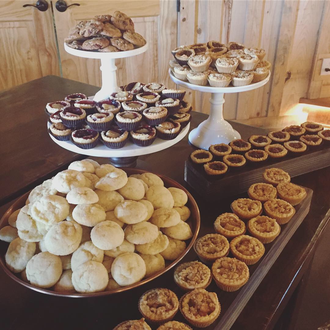 Wedding Pie and Pie Bar – Amuse Bake Shop